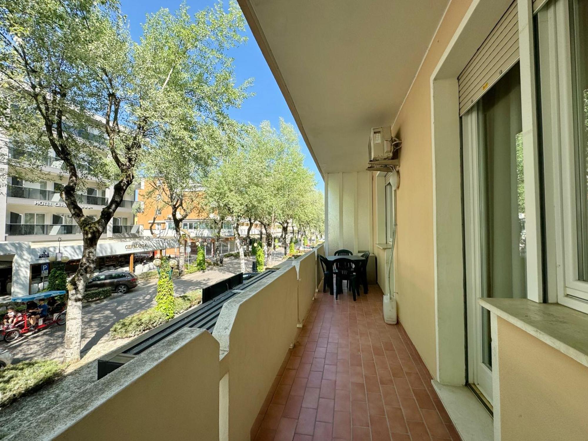 Condominio Bussola Bibione Exterior foto